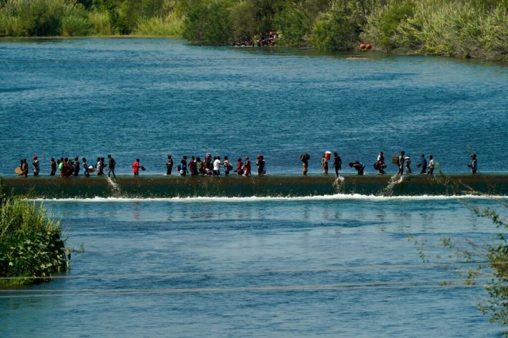 asylum seeking migrants
